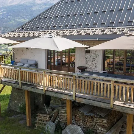 Superbe Ferme Rénovée En De Luxe En Pleine Nature * Barcelonnette
