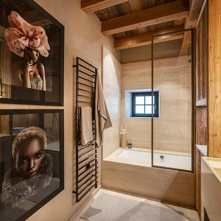 Chalet Superbe Ferme Rénovée En De Luxe En Pleine Nature Barcelonnette