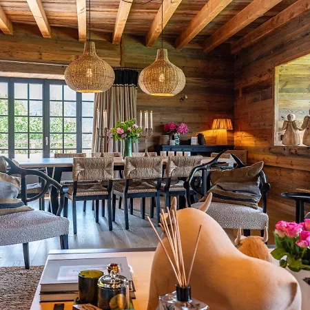 Superbe Ferme Renovee En De Luxe En Pleine Nature シャレー