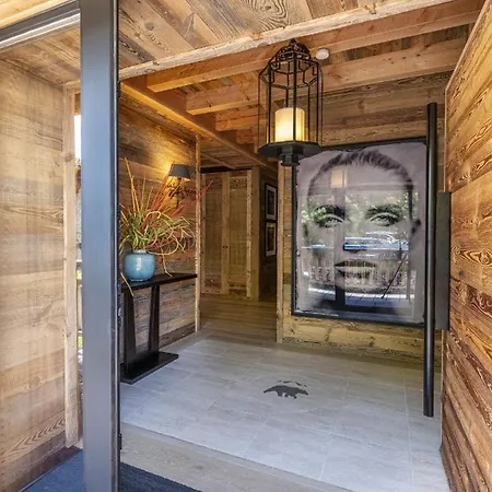 Superbe Ferme Renovee En De Luxe En Pleine Nature シャレー